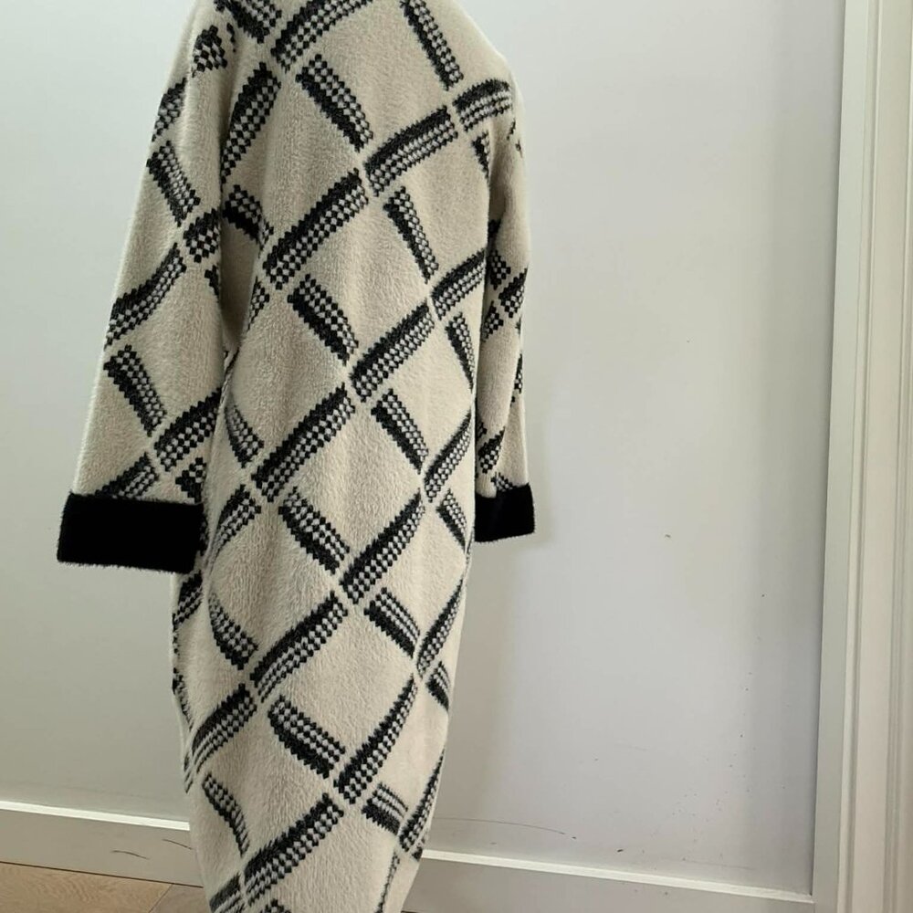 Joseph Ribkoff Checkered Jacket | Vanilla & Black | Style 223952 | Size S/P - Picture 5 of 15